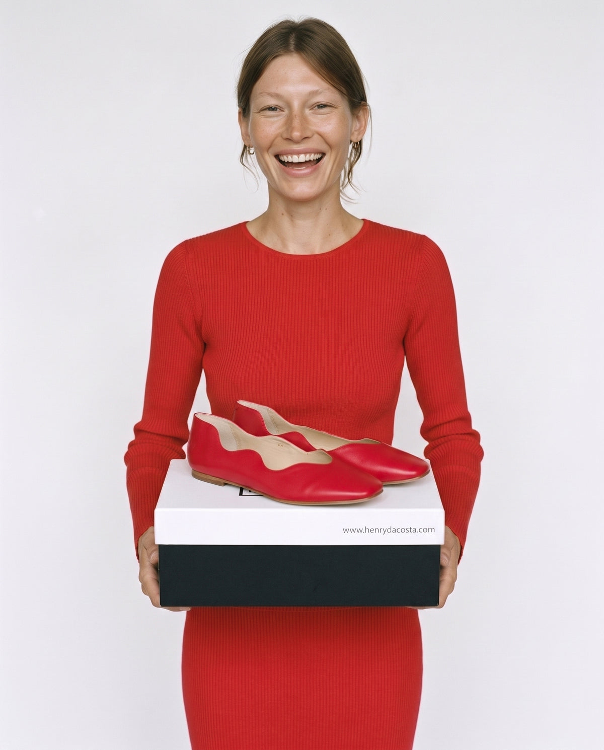 Elegant red flat shoe for women with big feet, handcrafted in European leather